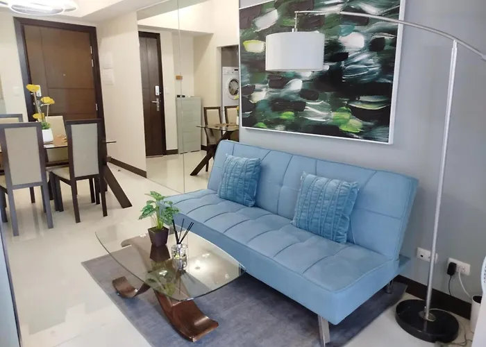 Cozy 1br Uptown Parksuites Tower1 Bgc Manila